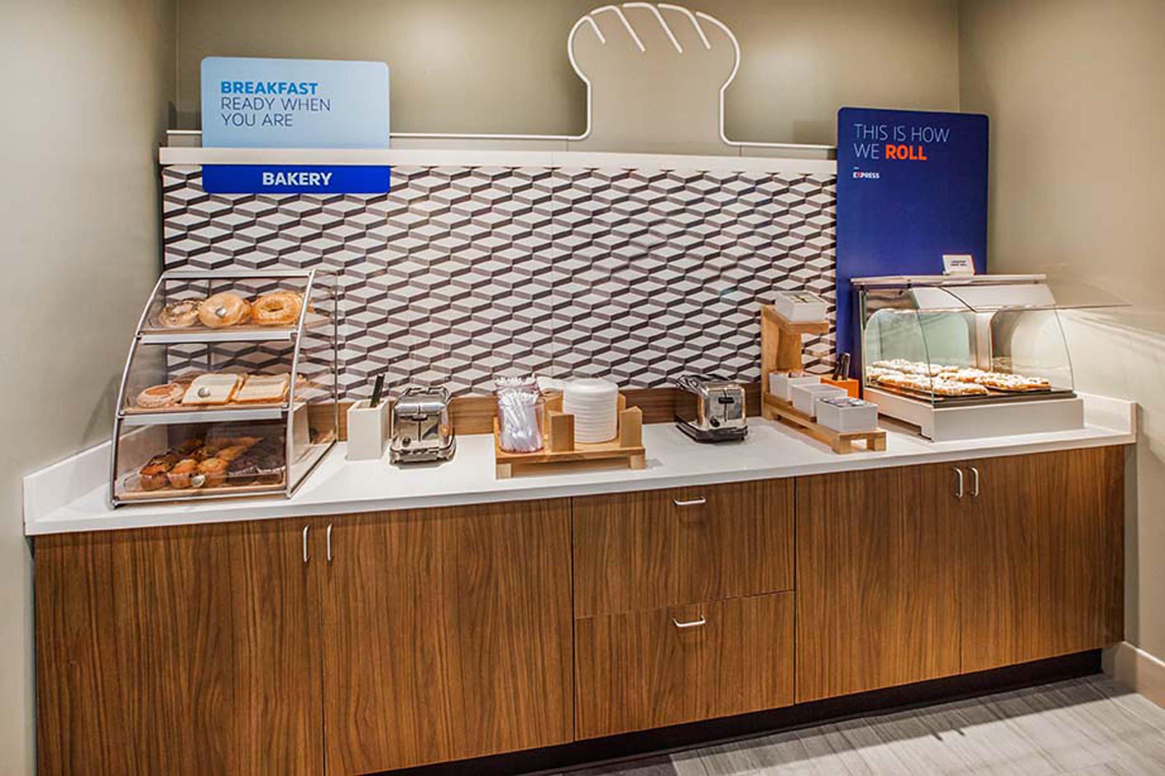 Holiday Inn Express Wilkes Barre East By Ihg Eksteriør billede