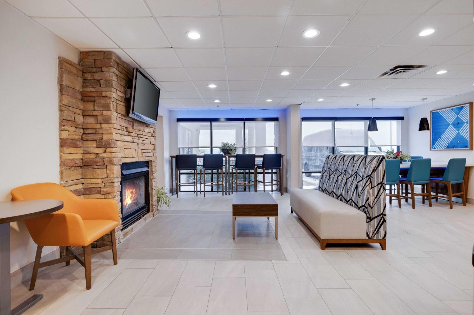 Holiday Inn Express Wilkes Barre East By Ihg Eksteriør billede